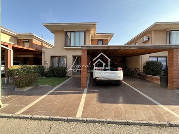 Casa en arriendo mensual en Casa en Arriendo Ciudad Satélite - 3 dormitorios, 3 baños