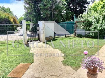 Casa en venta en Sector tranquilo y seguro de machali (71953), Machalí - 4 dormitorios, 5 baños