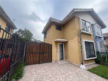 Casa en venta en cercano metro tren 5 pinos, San Bernardo - 3 dormitorios, 2 baños