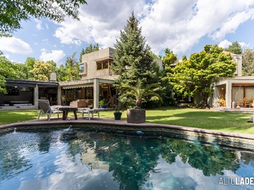 Casa en venta en Los Sauzales, Lo Barnechea - 6 dormitorios, 5 baños