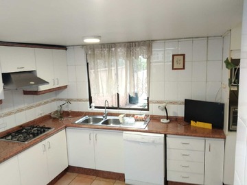Casa en venta en Amplia Casa con Jardín y Terraza (177286), La Reina - 4 dormitorios, 3 baños