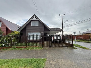 Casa en venta en Casa Esquina en Valle Volcanes de 3D 1B, Puerto Montt, Puerto Montt - 3 dormitorios, 2 baños