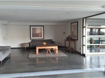 Departamento en venta en Padre Miguel de Olivares / Metro Moneda, Santiago - 2 dormitorios, 1 baño