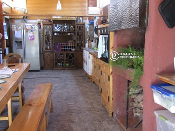 Casa en venta en Colombia, Puente Alto - 5 dormitorios, 2 baños