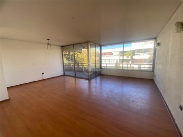 Departamento en venta en Ricardo Lyon/ Carlos Antúnez, Providencia - 3 dormitorios, 3 baños