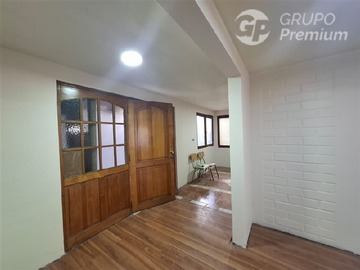 Casa en venta en entre los Europeos y Marcoleta, Quilicura - 3 dormitorios, 2 baños