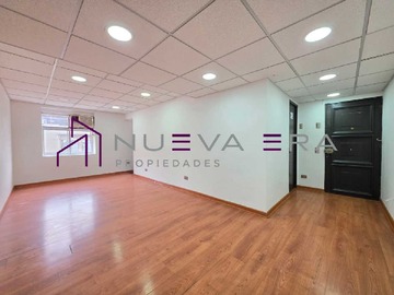 Oficina en arriendo mensual en En Santiago - 2 baños