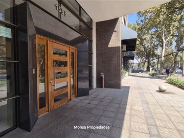 Departamento en arriendo mensual en Entre General Calderón y Antonio Bellet, Providencia - 2 dormitorios, 2 baños