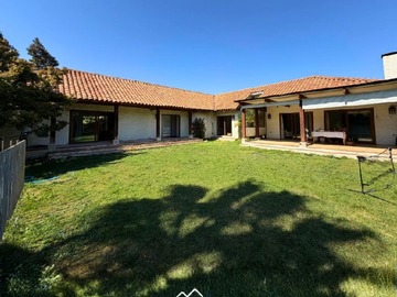 Casa en venta en Sector la paloma, san fernando, San Fernando - 4 dormitorios, 4 baños