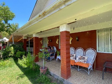 Casa en venta en Sitio, Casa y Piscina, Ruta Cabildo-Petorca (74529), Cabildo - 4 dormitorios, 2 baños