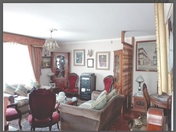 Casa en venta en Avenida Libertad, Viña del Mar - 5 dormitorios, 4 baños