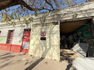 Local Comercial en venta en Oportunidad Única para Inversión Comercial (173724), Santiago - 1 baño