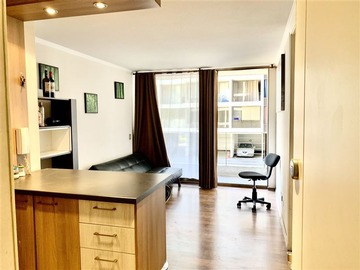 Departamento en venta en Amoblado / Gorbea / Metro Unión Latino Americana, Santiago - 1 dormitorio, 1 baño