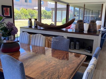 Casa en venta en Condominio Las Brisas de Santo Domingo, Santo Domingo - 8 dormitorios, 5 baños