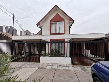 Casa en venta en Casa en venta de 4 dorm. En pudahuel sur, general carrera, Pudahuel - 4 dormitorios, 4 baños