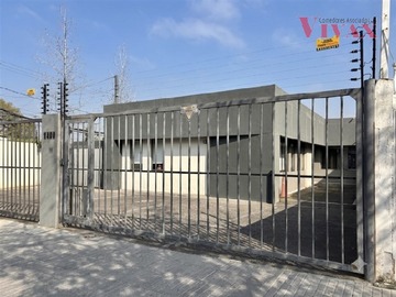 Local Comercial en arriendo mensual en Casa esquina remodelada para oficinas 128m2 , con 6 a 9 estacionamientos, Vitacura - 4 baños