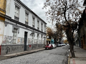 Local Comercial en venta en Barrio Brasil, Santiago - 14 dormitorios, 16 baños