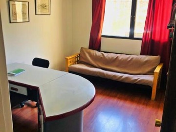 Oficina en venta en Amunátegui (73957), Santiago - 1 baño
