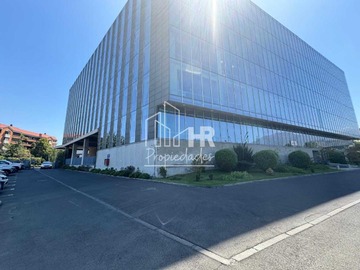 Oficina en venta en Cercana al portal La Dehesa (8329), Lo Barnechea - 1 baño