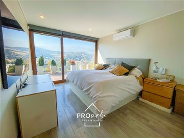 Casa en venta en Camino juan pablo ii - pie andino, Lo Barnechea - 4 dormitorios, 4 baños