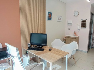 Oficina en venta en Cómoda Oficina en Sector Exclusivo Talca (171429), Talca - 1 dormitorio, 1 baño