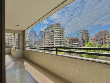 Departamento en venta en Departamento en venta de 4 dormitorios en las condes, Las Condes - 4 dormitorios, 4 baños