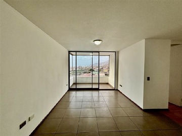 Departamento en arriendo mensual en Edificio Panorámico, Iquique - 3 dormitorios, 2 baños