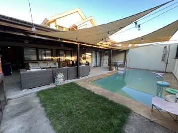 Casa en venta en Condominio barrio oriente 1, Maipú - 5 dormitorios, 3 baños