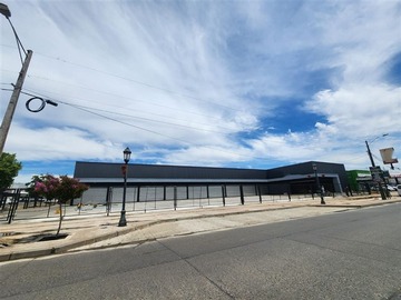 Local Comercial en arriendo mensual en 1 sur, Talca - 1 baño