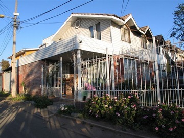 Casa en venta en Casa 5 dormitorios, remodelada, av. Mexico, villa los prados., Puente Alto - 5 dormitorios, 3 baños