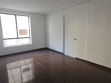 Oficina en arriendo mensual en Santiago centro, Santiago - 6 dormitorios, 2 baños