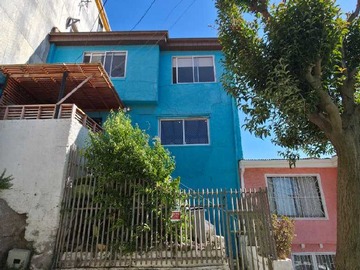 Casa en venta en Casa 3 d+3 b en valparaíso (163685), Valparaíso - 3 dormitorios, 3 baños