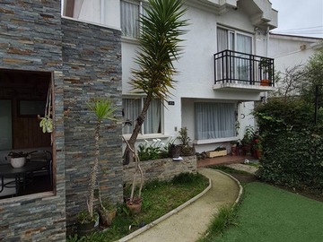 Casa en venta en Casa en sector La Cumbre, Quilpué, Quilpué - 4 dormitorios, 3 baños
