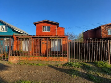 Casa en venta en Casa en Venta en Padre las Casas - 4 dormitorios, 2 baños
