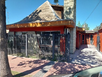 Local Comercial en venta en República, Talagante - 3 dormitorios, 2 baños