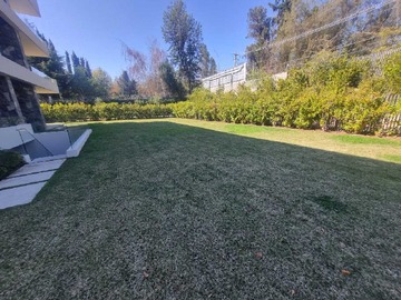 Departamento en arriendo mensual en Departamentos con Jardín Privado (170955), Las Condes - 3 dormitorios, 5 baños