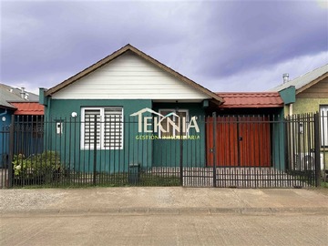Casa en venta en Pulmahue padre las casas, Padre Las Casas - 3 dormitorios, 2 baños