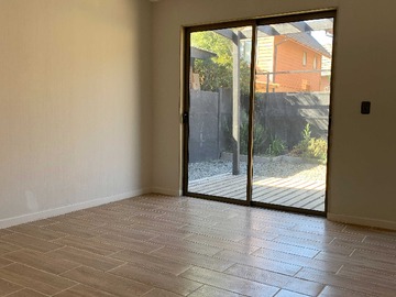 Casa en arriendo mensual en Arrienda Amplia casa Lomas San Sebastián (152821), Concepción - 5 dormitorios, 3 baños