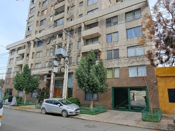 Departamento en venta en Metro rondizzoni, Santiago - 3 dormitorios, 1 baño