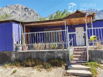Casa en venta en Rivadavia, Vicuña - 3 dormitorios, 2 baños