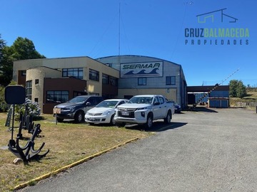 Local Comercial en venta en Oficinas y Bodegas en terreno Urbano, a orilla de Ruta 5 Sur Camino a Pargua., Puerto Montt - 4 baños