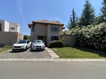 Casa en venta en Condominio Santa Elena, Chicureo Norte, Colina - 3 dormitorios, 3 baños