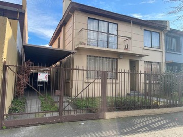 Casa en venta en Casa 275m2 5d 2b 3e 1b calle lientur concepción, Concepción - 5 dormitorios, 2 baños