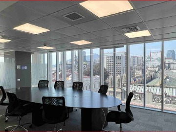 Oficina en arriendo mensual en Moderna Oficina Corporativa de 517, 40 M Metro Plaza de Armas