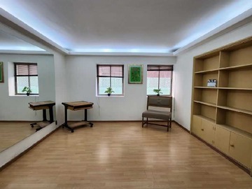 Oficina en arriendo mensual en En Santiago - 2 baños