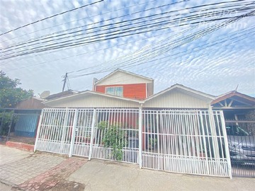 Casa en venta en De las cepas - Horacio Ried, Quilicura - 3 dormitorios, 2 baños