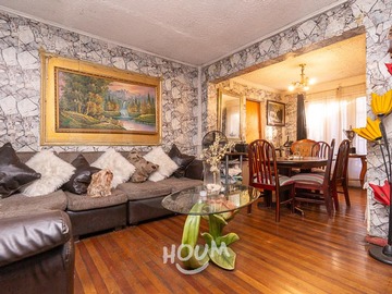Casa en venta en Carmen, San Joaquín - 7 dormitorios, 3 baños