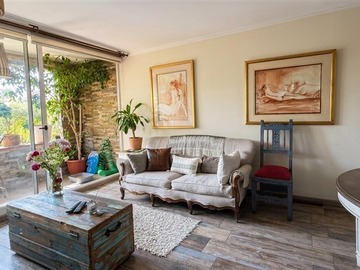 Departamento en venta en Metro Villa Frey y Simón Bolivar, Ñuñoa - 2 dormitorios, 2 baños