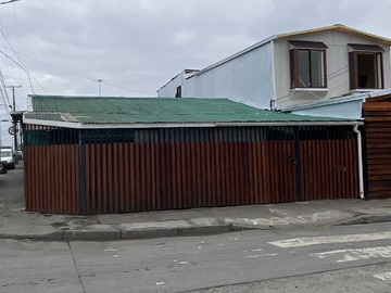 Casa en venta en Casa esquina con galpon, o’carrol, boca sur (161802), San Pedro de la Paz - 2 dormitorios, 1 baño