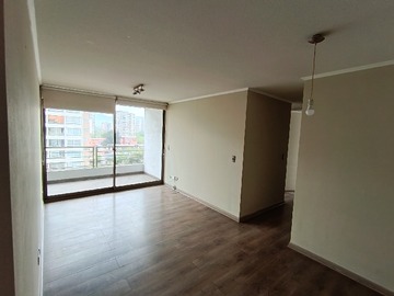 Departamento en venta en Excelente Propiedad Cercana a Metro, En San Miguel - 3 dormitorios, 2 baños